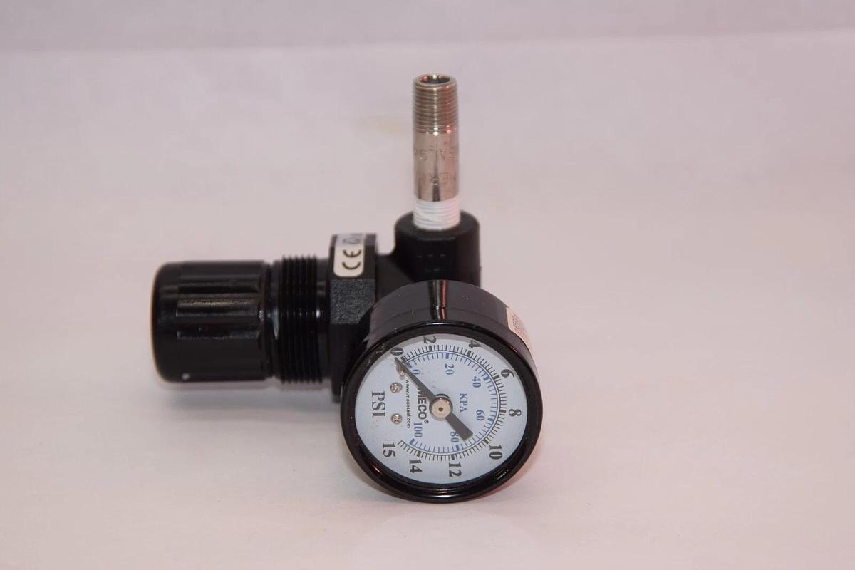 (NEW) NORGREN R07-102-RNEA Regulator with Meco 100 0-15psi Gauge