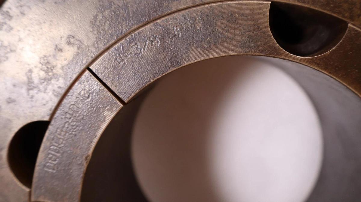 DODGE R40F JQ Flange Coupling 4040 4-3/8 J Bushing