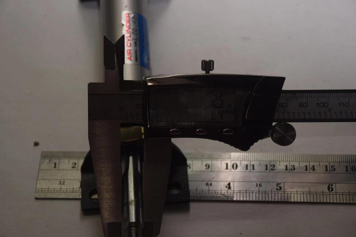 SMC CML20.45 1.5" STROKE 25/64" BORE AIR PNEUMATIC CYLINDER NEW