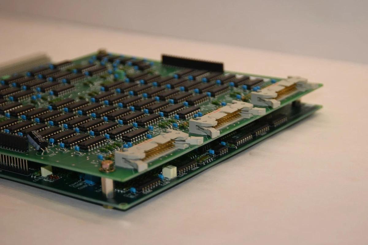 (NEW) MERLIN GERIN / CROZ_US 6740838 / 6739840 PC Board  Assembly