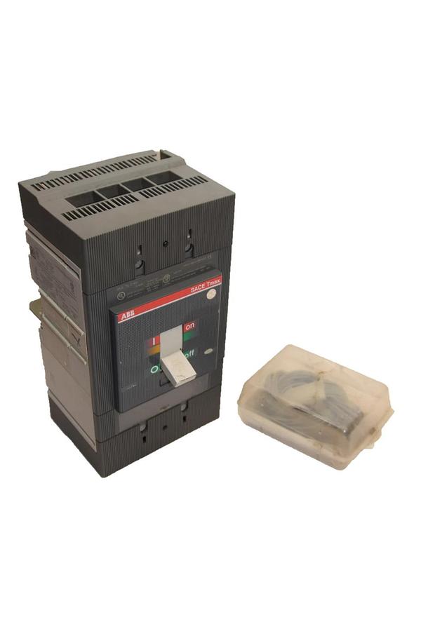 Used ABB SACE TMAX T5 L-D 400 T5L-D400 3P Circuit Breaker