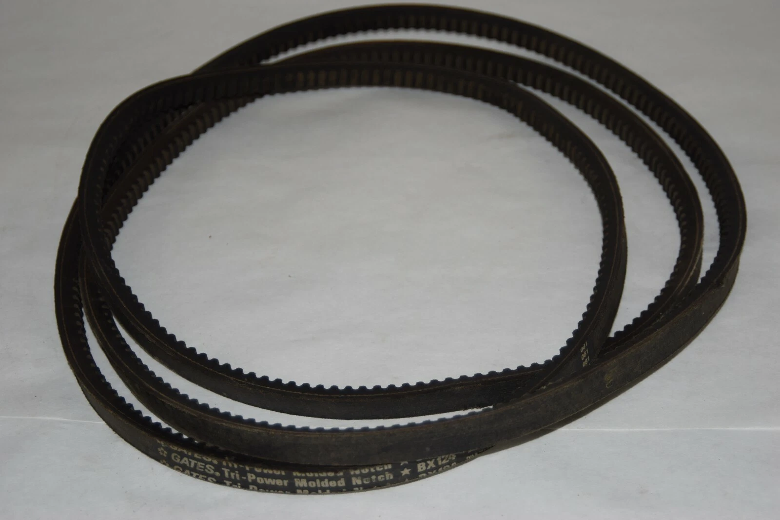 (New) Gates BX124 Tri-Power Molded Notch V Belt BX 124 BX-124 V-Belt V