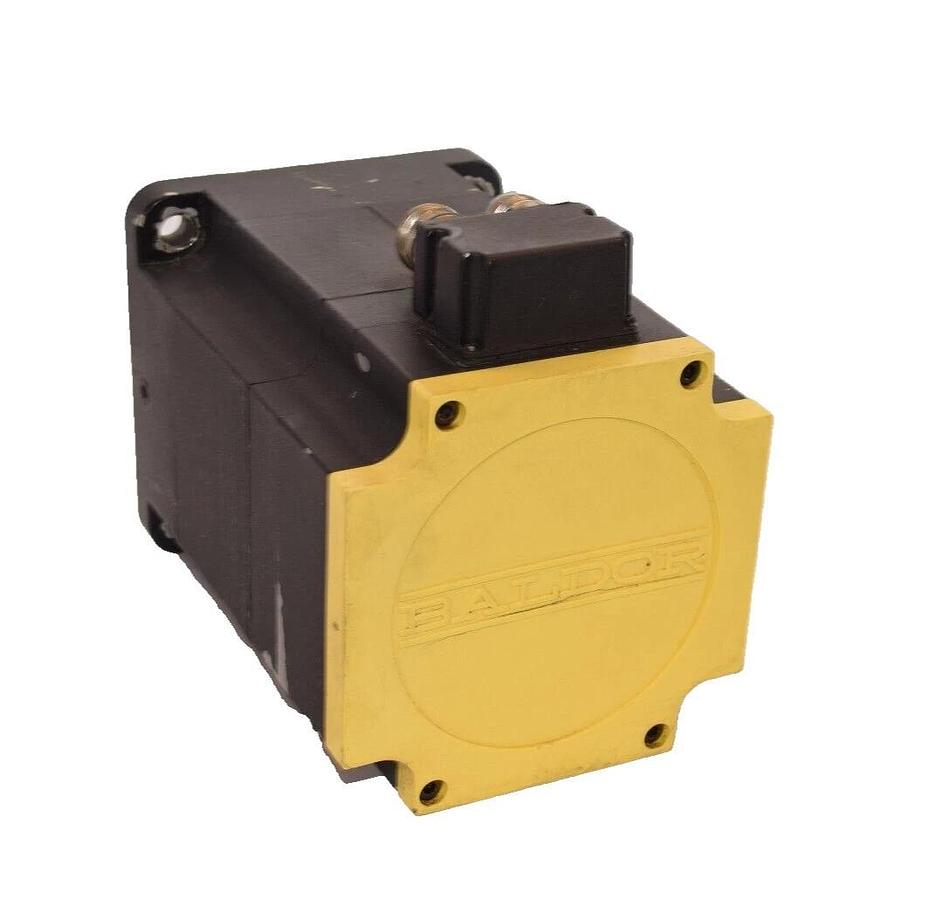 Used Baldor Brushless Servo Motor BSM100C-2250CAP S4P185W105 W0512237422 10nm 1.28kw