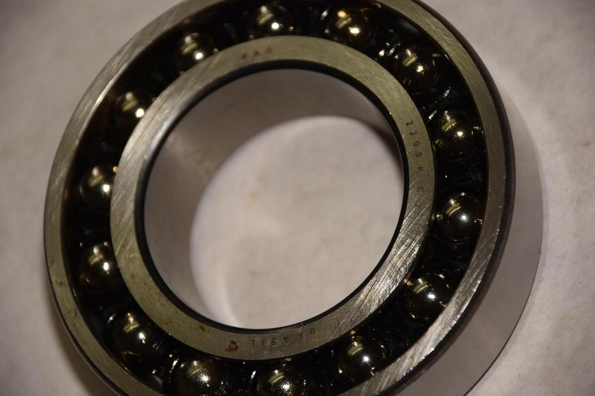 FAG 2209K.C3 2209C3 SPHERICAL SELF ALIGNING BEARING NEW