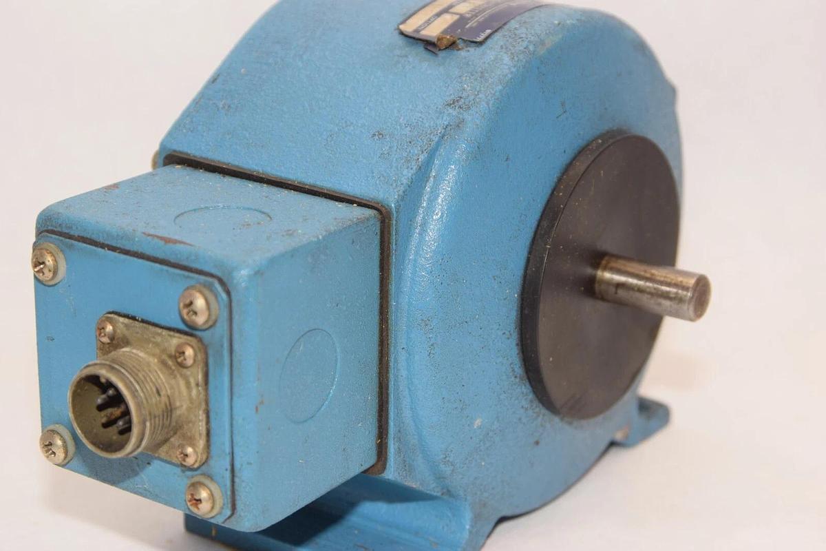 Used AVTRON T770A 1R 12VDC 30mA Pulse Tachometer