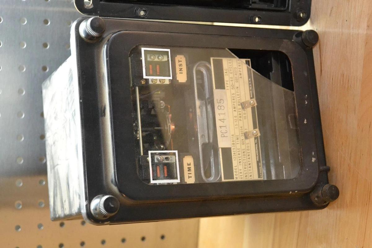 Used Lot of 3 GE 12IAC53B811A Very Inverse Time Overcurrent Relay 1.5-12 Amp AS-IS