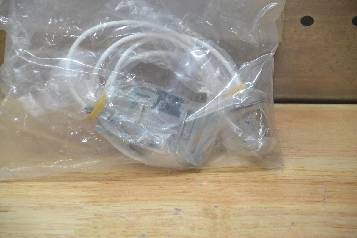 FOXBORO COMPANY P0800KE REV J COAX CABLE ASSEMBLY NEW