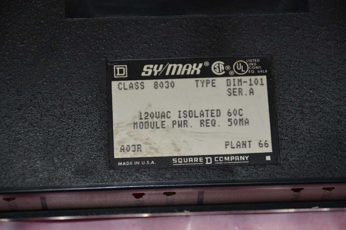 Used SQUARE D SY/MAX ISOLATED INPUT MODULE 8030 DIM-101 DIM 101 SER. A 120V
