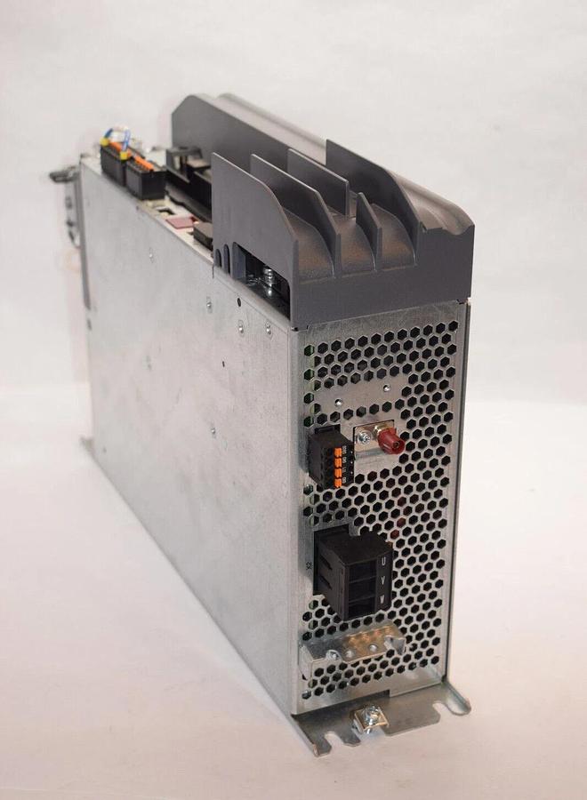 SEW Eurodrive Movidrive Drive MDA90A-0160-503-X-S00 Input: 560v 7.5kw 10hp 16a