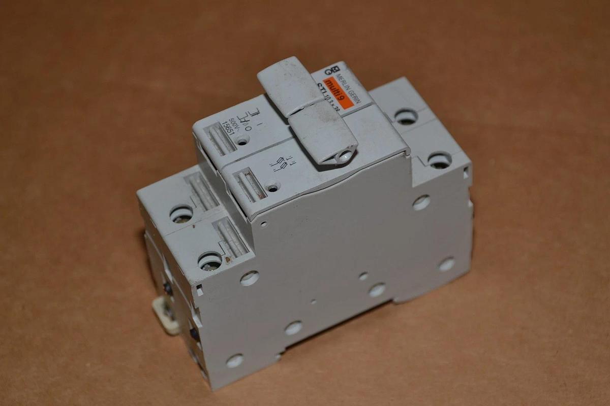 Used MERLIN GERIN MULTI 9 STI 10.3x38 15651 500V 2 POLE CIRCUIT BREAKER