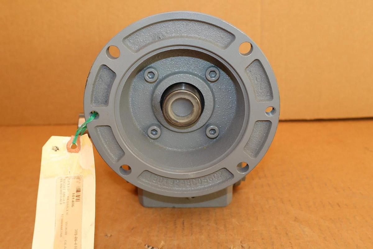 Cleveland Gear Box Speed Reducer M2313CAH05B ICHS 24 5:1 NEW