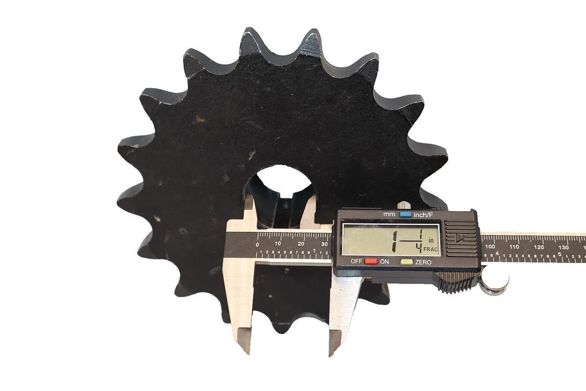 Browning Sprocket 8017x1-1/4 8017 x 1-1/4 17 Teeth Roller Chain Sprocket (New)