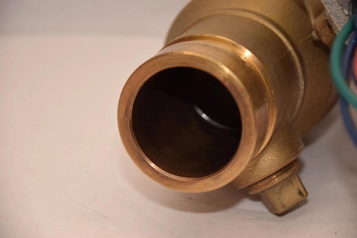 Used VICTAULIC 1-1/2 , 1-1/2/48.3 FireLock Ser. 728 Ball Valve W/ Supervisory Switch