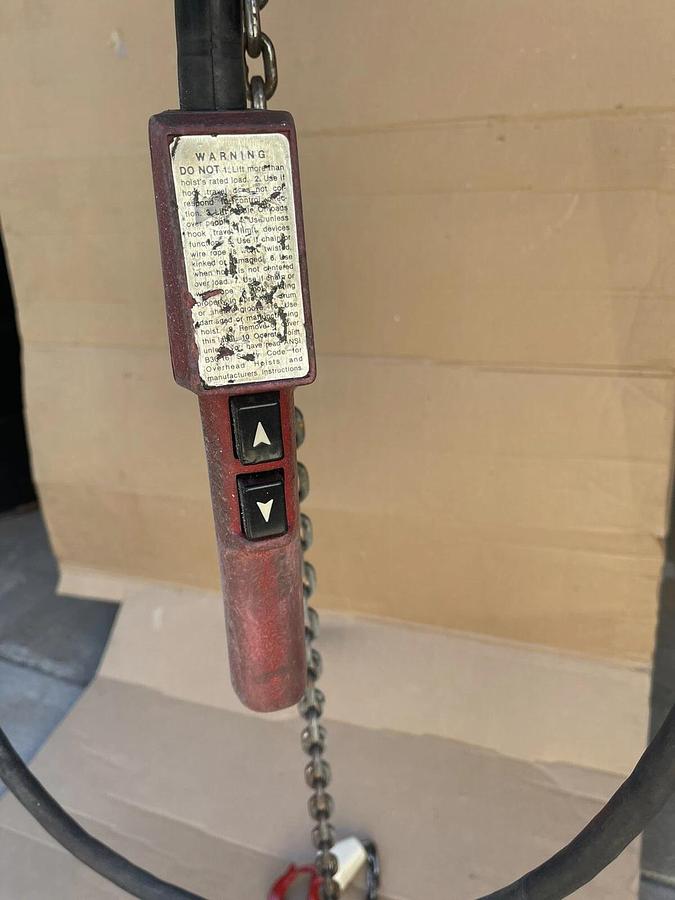 Used Coffing 1/2 Ton Electric Chain Hoist 1/2T 1000lb EC-10-16-1  115 / 230V 6' Lift