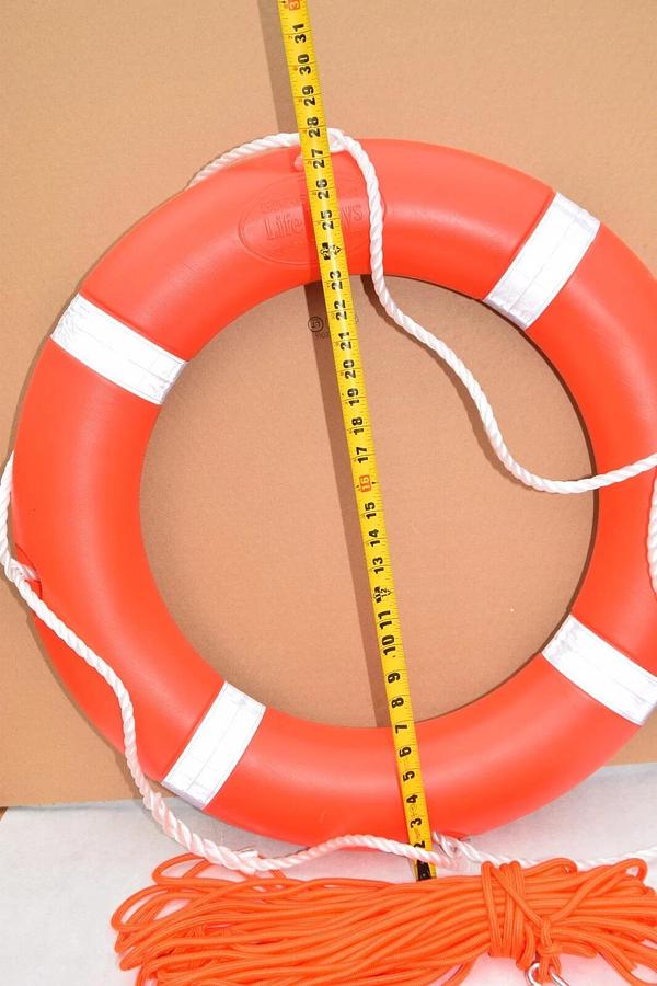 (NEW) LIFE BUOYS 5556 2.5kg 28" Boat Safety Throw Ring, With Rope