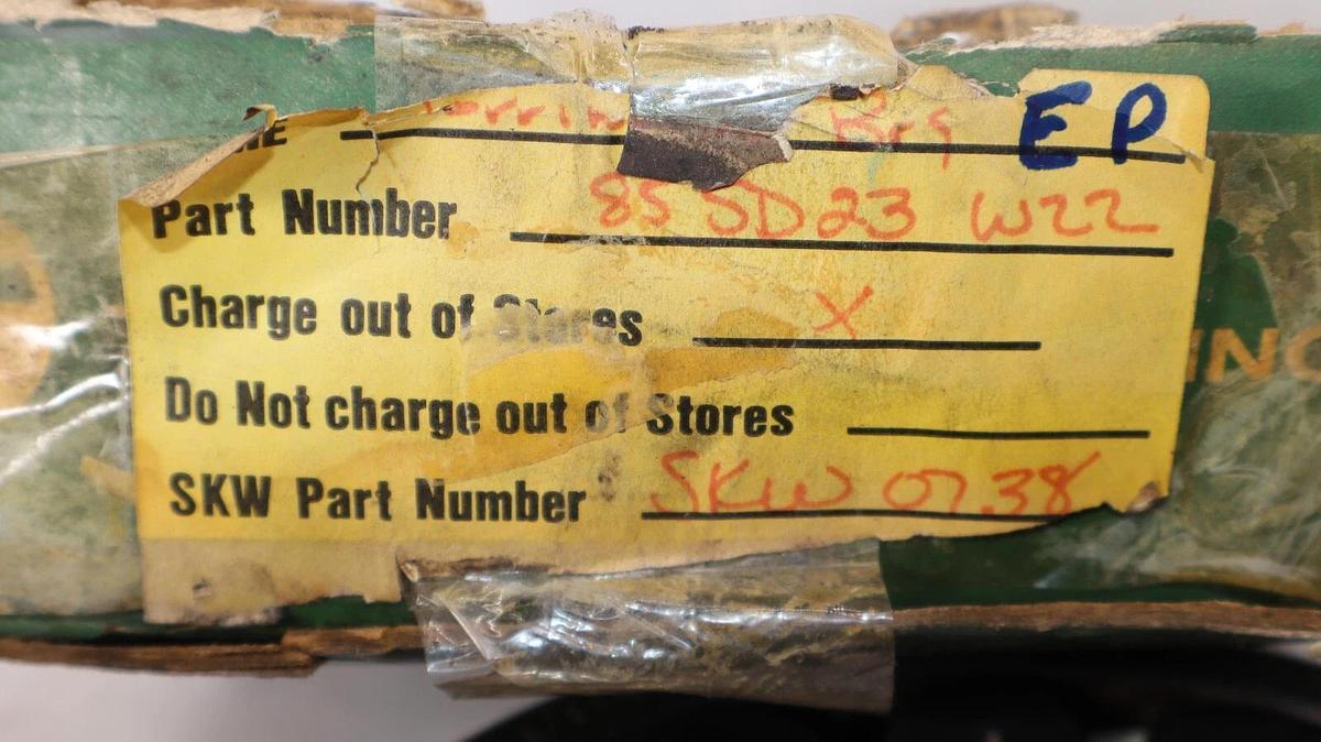 (NEW) TORRINGTON 85SD23 F4 W22 , 85SD23-W22 Spherical Roller Bearing