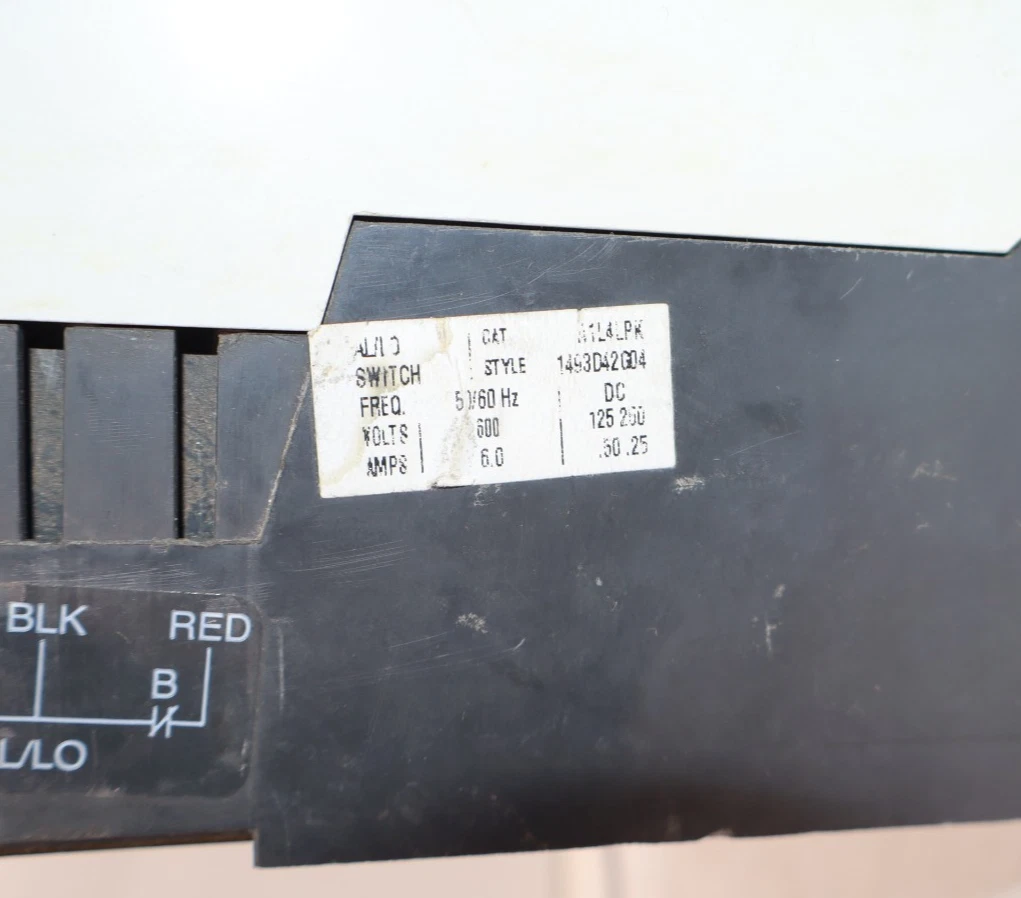 Used Cutler Hammer Breaker 400A Molded Case 4P 1493D84G16 A1L4LPK A3X4PK Trip LT4400T