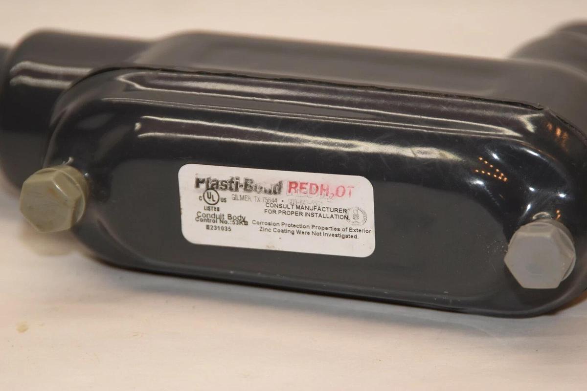 (NEW) PLASTI-BOND E231035 Red H2OT 3/4" Coated Conduit Body 90 Elbow Fitting