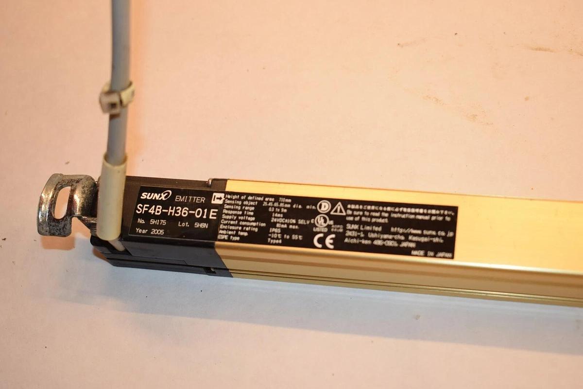 Used Sunx Safety Light Curtain Emitter SF4B-H36-01E Type 4 SF4B H36 01 E  PANSONIC