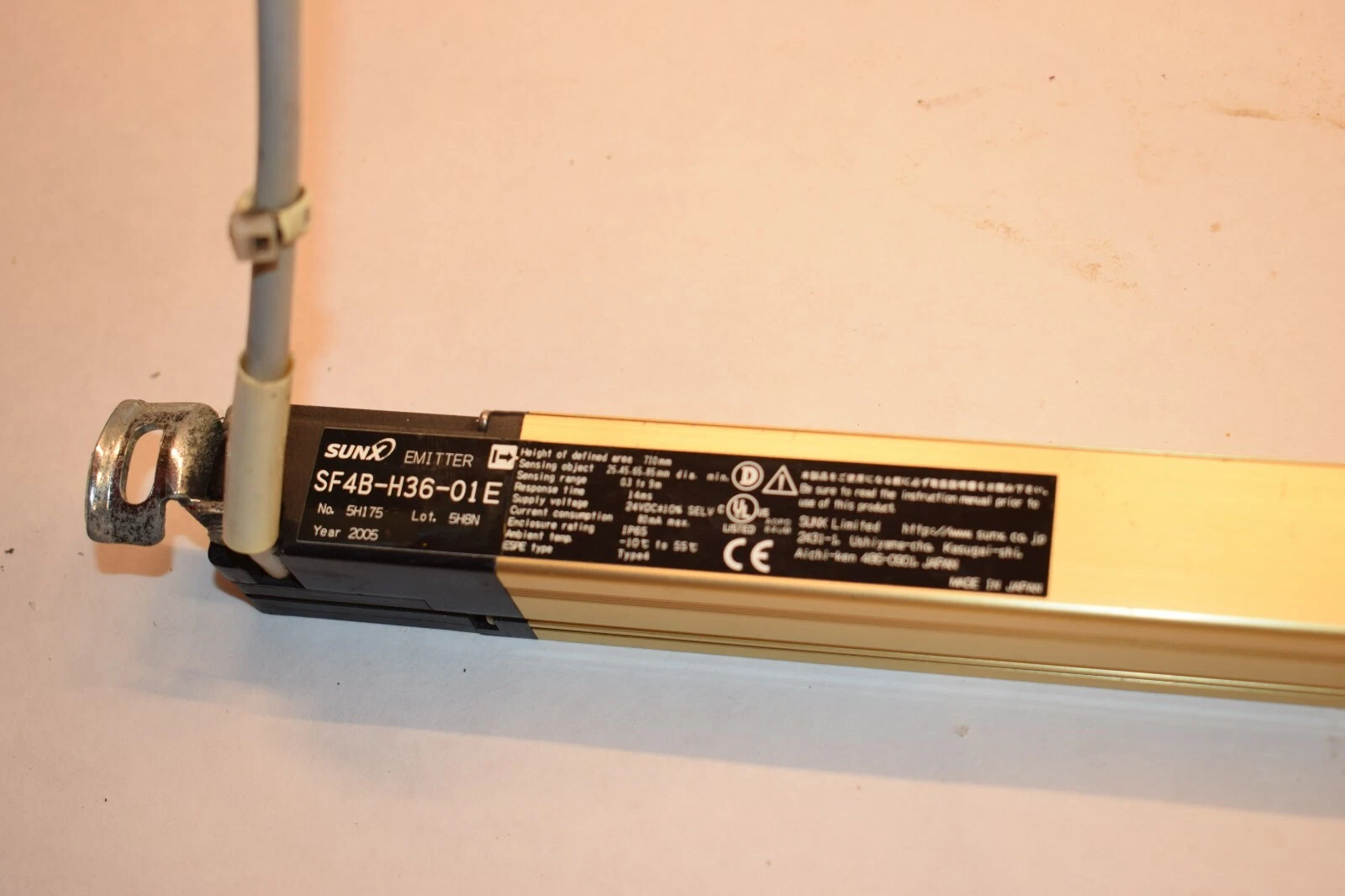 Used Sunx Safety Light Curtain Emitter SF4B-H36-01E Type 4 SF4B H36 01 E PANSONIC