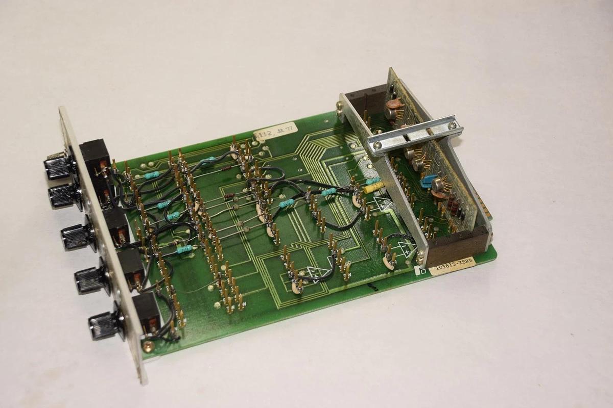 Used RELIANCE ELECTRIC 103615-28RB 84543-108A 10361528RB 84543108A CIRCUIT BOARD