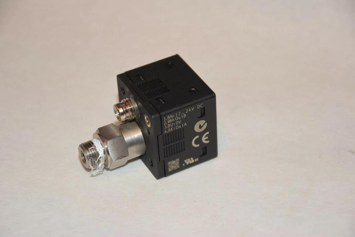 Used FESTO SPAB-B2R-G18-2P-M8 -1 TO 1 BAR 24VDC PRESSURE SENSOR
