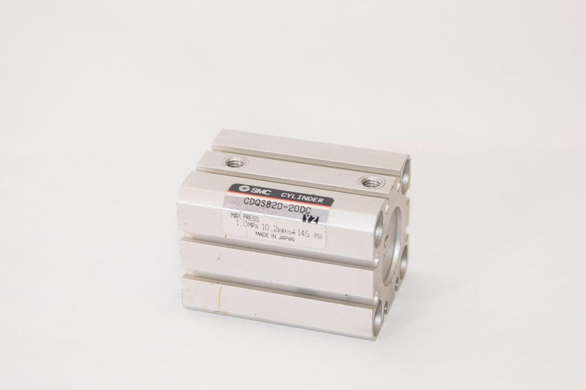 Used SMC CDQSB20-20DC 1.0MPa Cylinder