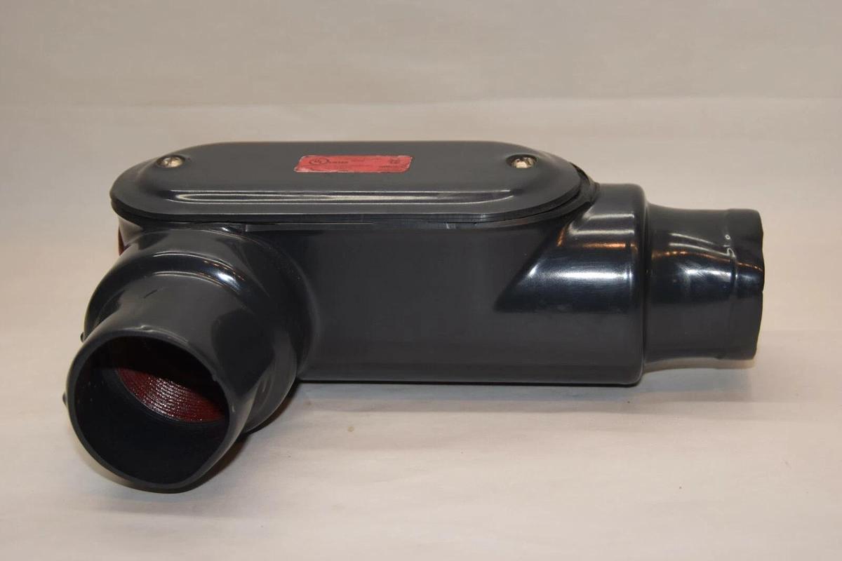 (NEW) ROBROY INDUSTRIES 40AM 2" Coated Conduit Body 90 Degree Elbow Fitting