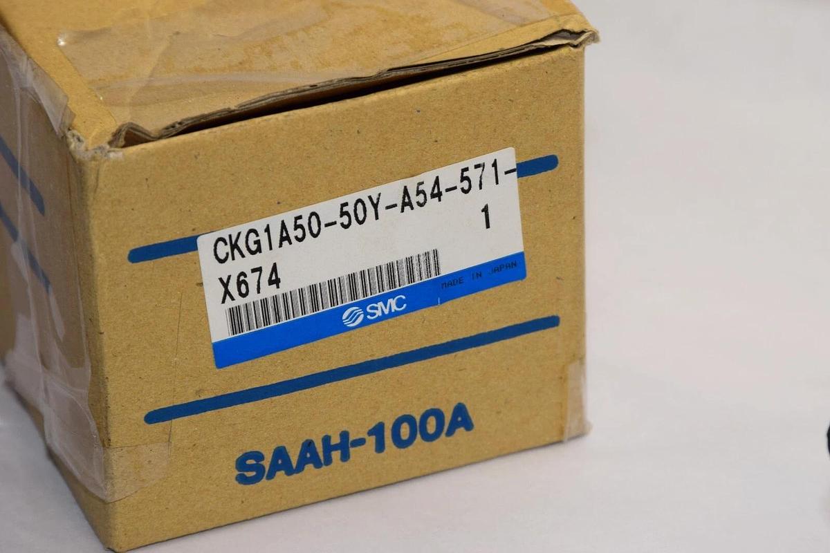 (NEW) SMC CKG1A50-50Y-A54-571-X674 1.0MPa Pneumatic Cylinder Clamp