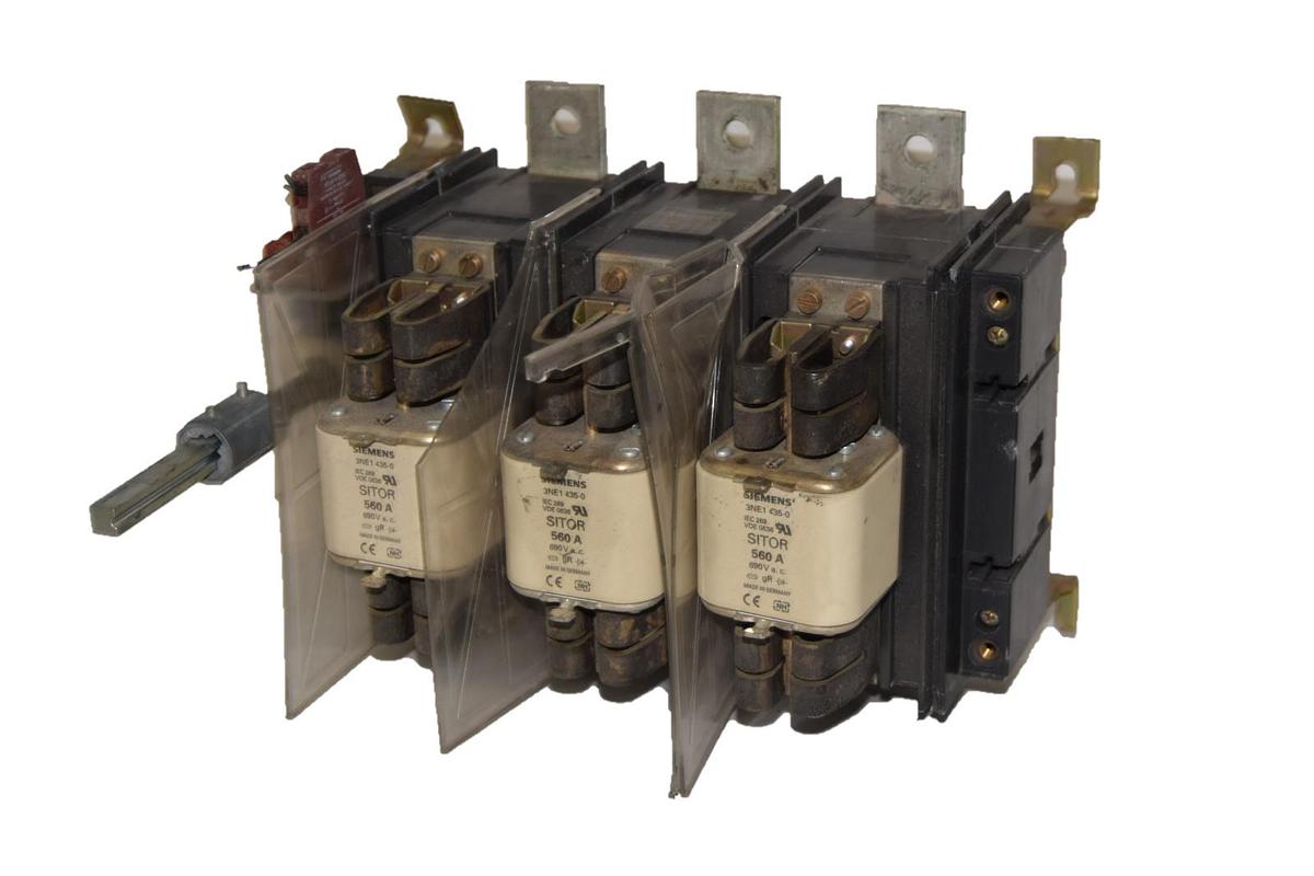 Used SIEMENS 630 Amp Switch Fusible Disconnect with fuse  3KL61 30 1AB0 3KL6130-1AB0