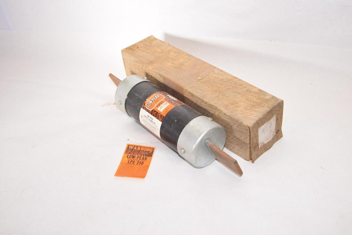 (NEW) BUSSMANN LPS 250 LPS250 250Amp 600V Low Peak Fuse