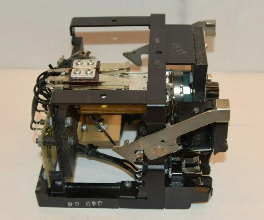 Refurbished Westinghouse 293B301A10A 48/125V Type TD-5 0.2-2A Time Delay Relay
