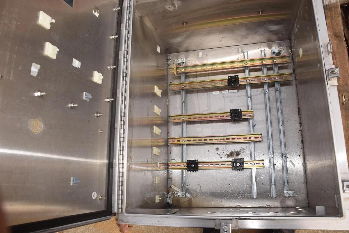 Used Hoffman K-Tron Soder S/S Industrial Control Panel SS Enclosure 24"x 30"x 20"