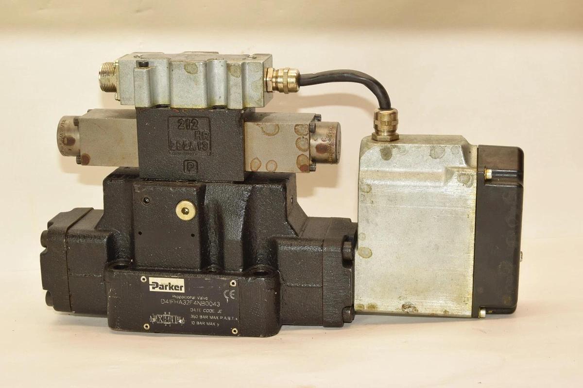Used PARKER D41FHA32F4NB0043 D1FVE50BCNLB35 Servo Valve