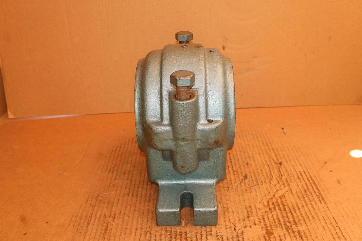 Refurbished SKF Pillow Block Bearing HOUSING only BFF-3-3/16 3-3/16" BFF3-3/16 (Refurbished)