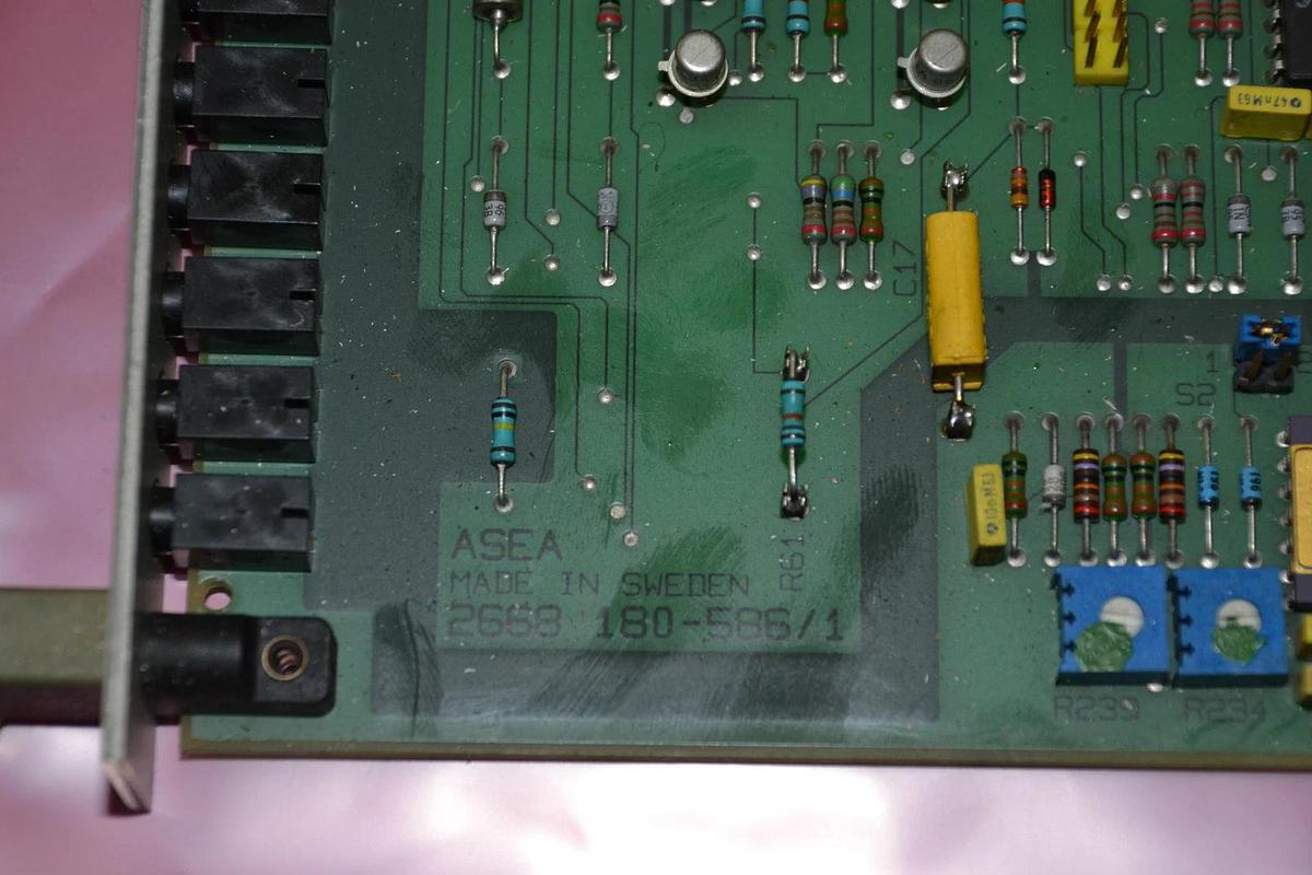 Used ASEA ABB CIRCUIT BOARD CARD YT212001-AP/4 YYT102G 6K YYT 102G 2668 180-586/1