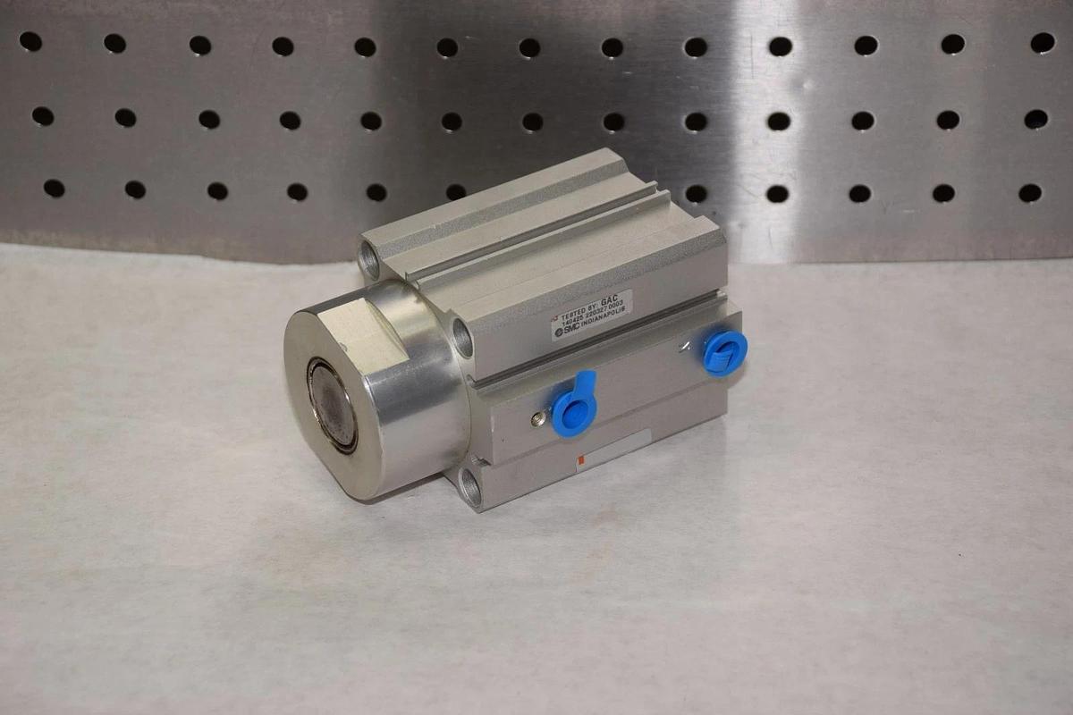 SMC 140425 220327 0003 50mm x 30mm PNEUMATIC CYLINDER, STOP  (NEW)