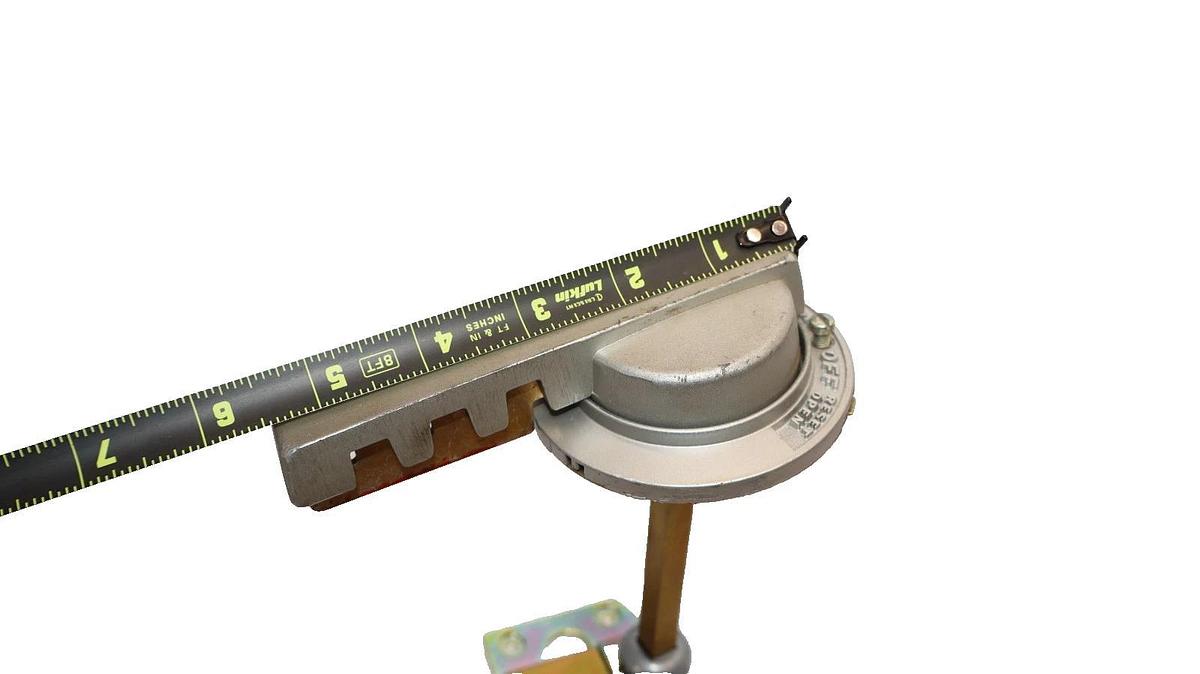 Used ITE Disconnect Switch 3.180.964  for EH3-B050 Breaker