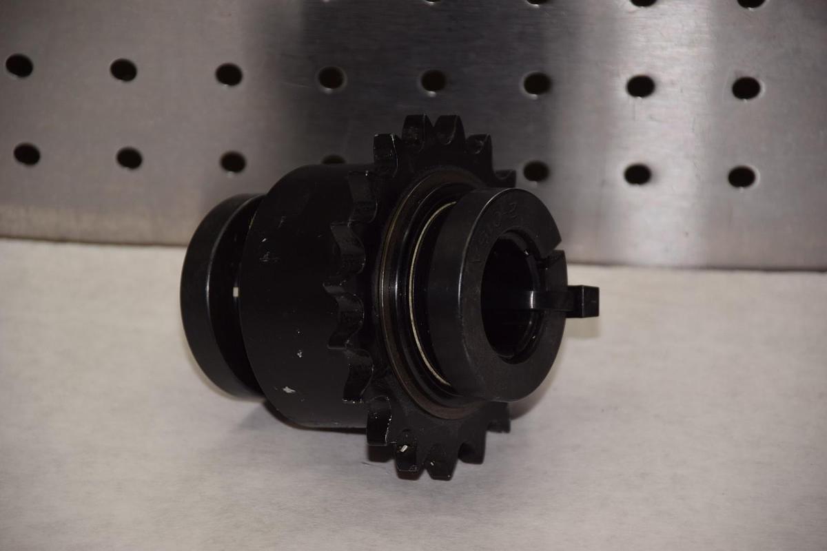 Used New) Sealmaster  40X19 1" Idler Sprocket bearing sz 40 19 teeth  1" bore, 2-015A