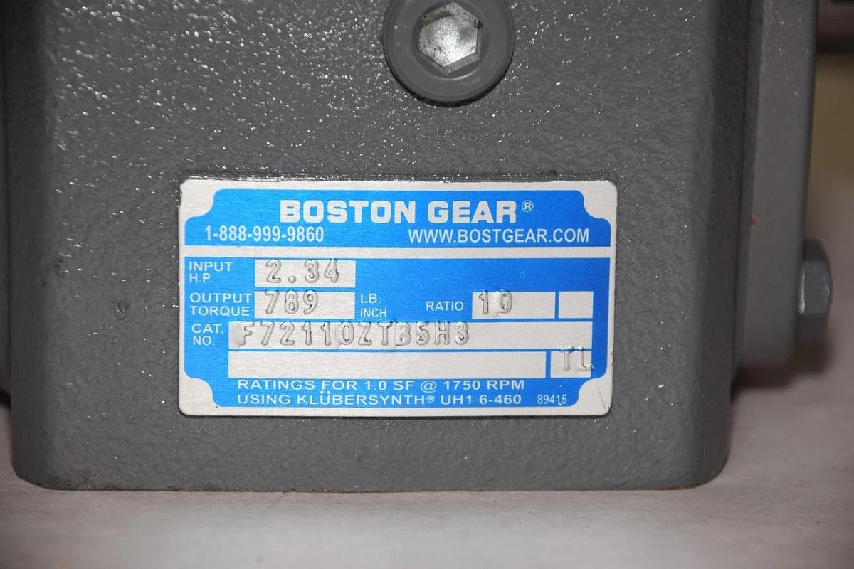 BOSTON GEAR F72110ZTB5H3 2.34HP GEAR REDUCER RATIO 10 NEW