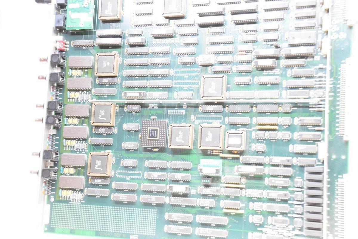 Used OHIO IMAGING / PICKER 709647 Rev B , 808347 Rev F Multihead Divider Board Card