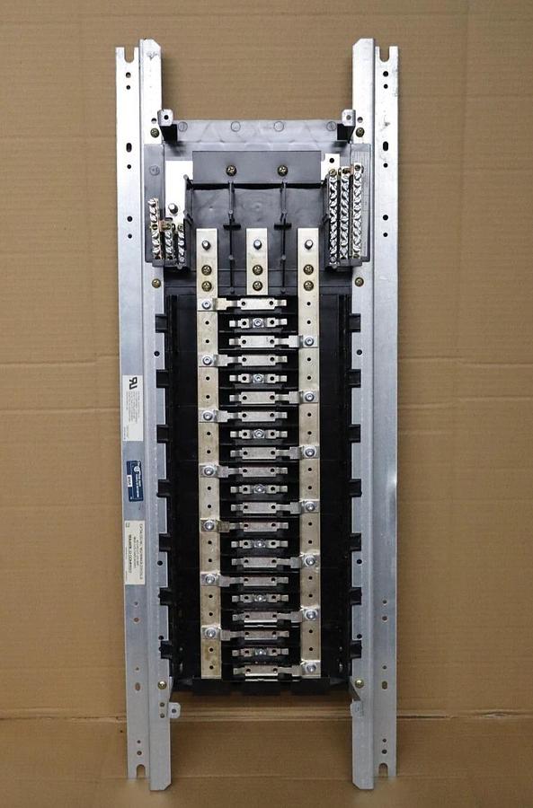 Used Square D 42 Circuit 225A Main Lug Panelboard Interior NQOM442L225CNLB 3ph