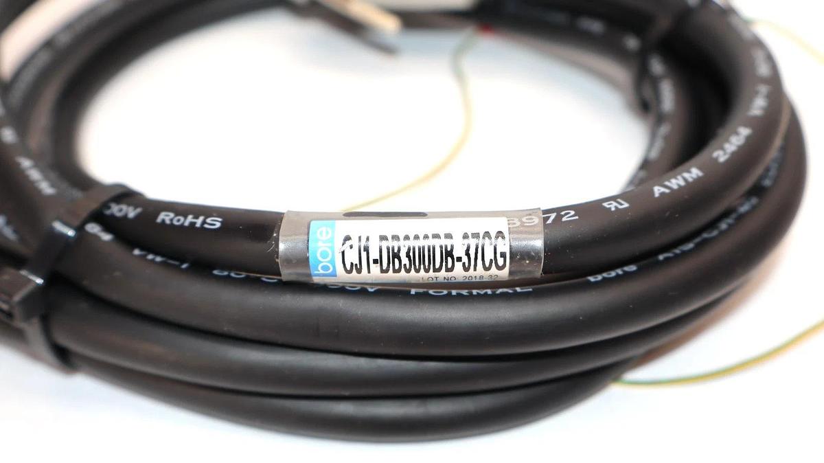 Used Bore CJ1-DB300DB-37CG PLC Cable Assembly