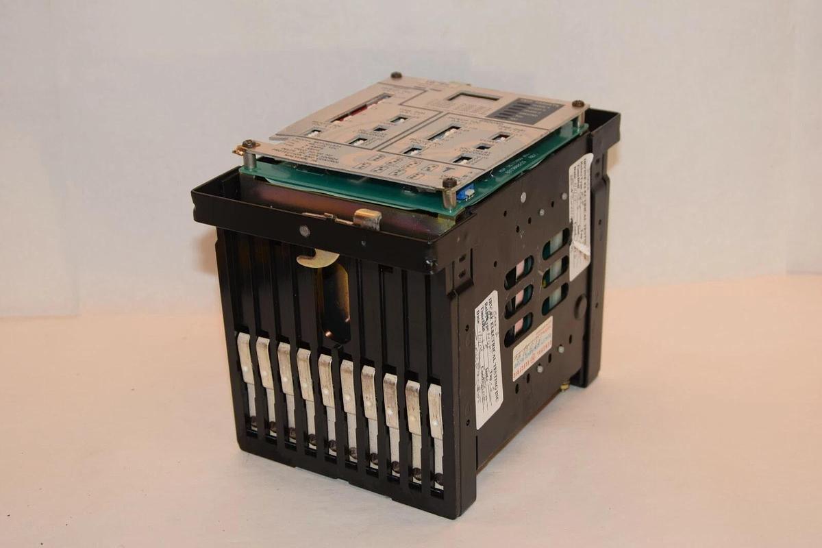 Used GE GENERAL ELECTRIC MDP201A2A 48/125VDC 5A 50/60Hz Voltage Relay