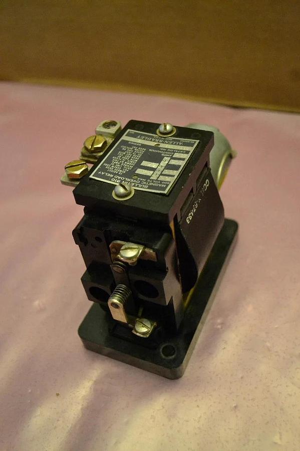 Used Allen Bradley Overload Relay 810-A08A 810 A08A 810A08A 600V 600 V