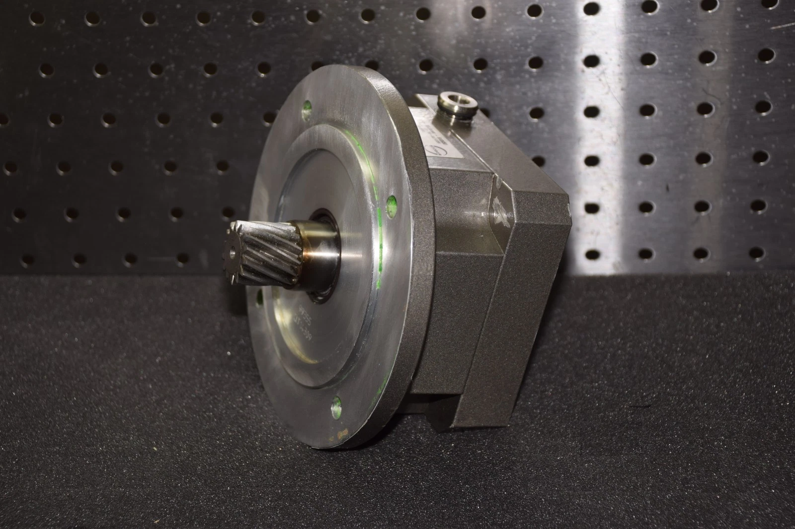 Used STOBER Drives Inc. RAJones 618950 Precision Gearhead  Ratio 34.8:1 = 174/5
