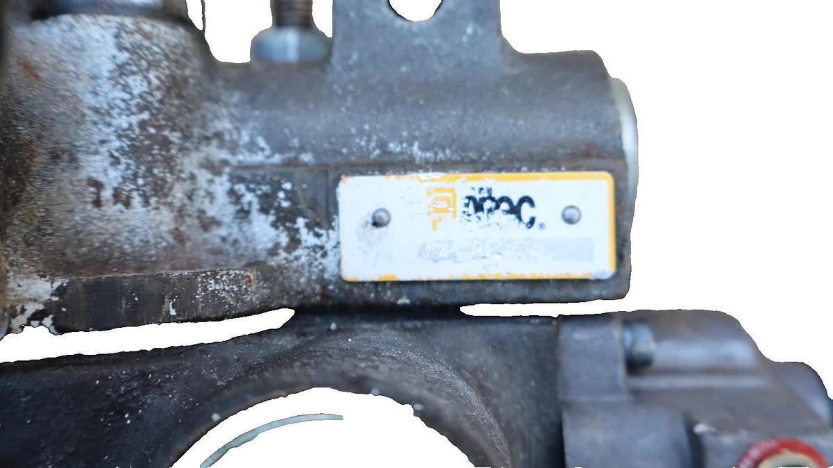 Used Altec 352-20070 HL , 35220070HL Hydraulic 4 Valve Block