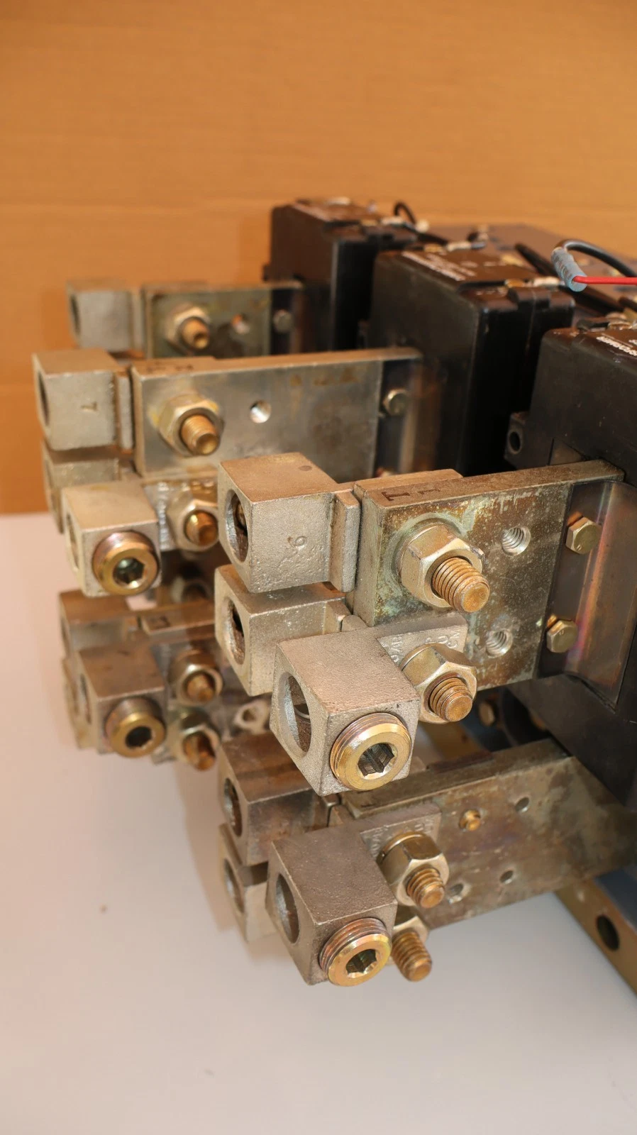 Allen Bradley Contactor Size Sz 8 509-JOD 509JOD B 3ph 3p 120v con. (take-out)