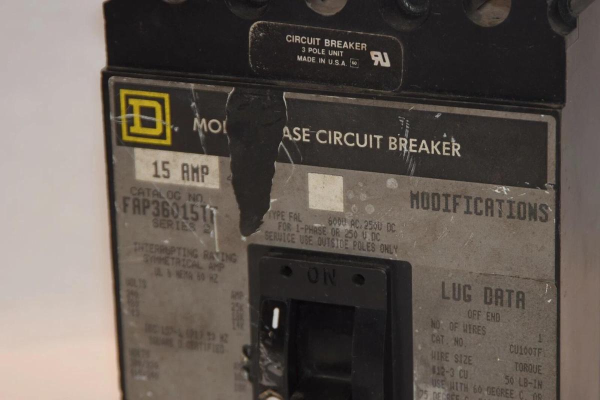 Used SQUARE D FAP36015TF 15A 15 Amp 15 A 600V 3P Circuit Breaker