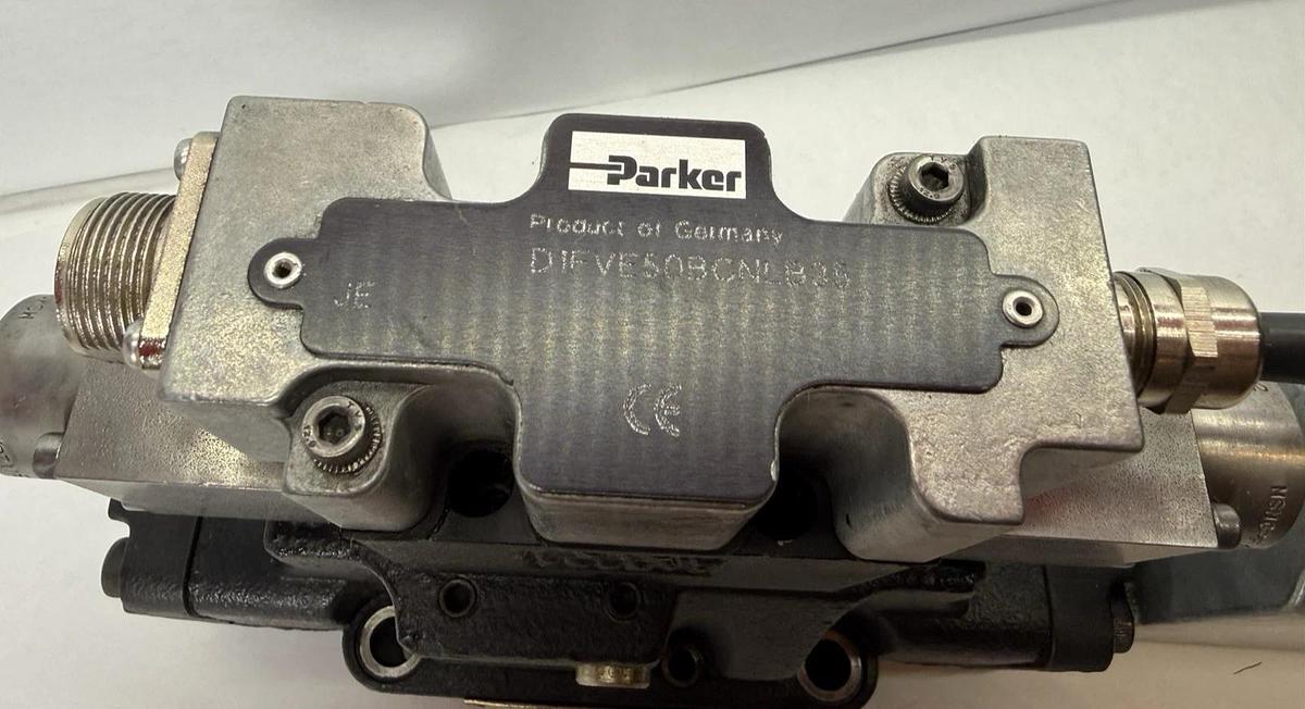 Refurbished PARKER D41FHA32F4NB0043 D1FVE50BCNLB35 Proportional Servo Valve